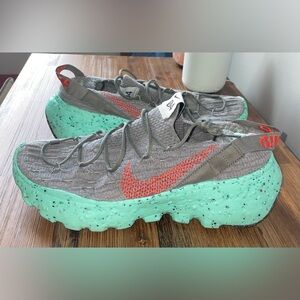 Nike Space Hippie 04